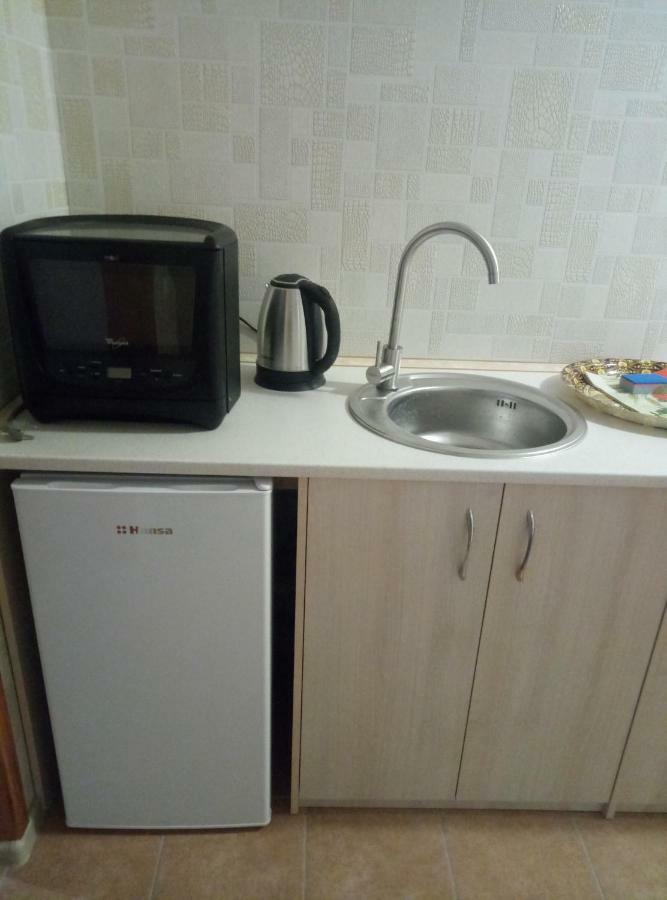 Apartament On Komarova 29 Вулиця Комарова 29 โครโปนิตสกี ภายนอก รูปภาพ